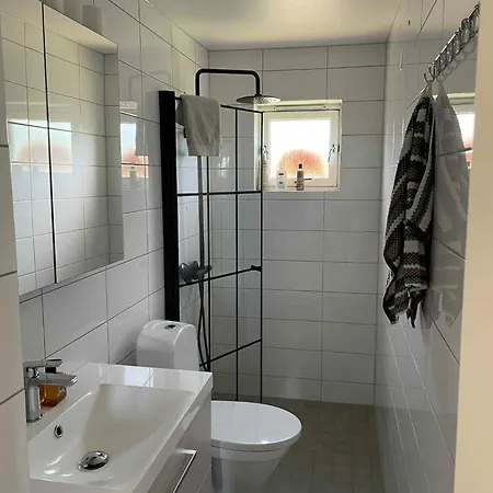 2 Bedrooms - Beautiful Near Centre * 스타방에르